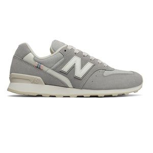 New Balance 696 sneakers size 10.5
